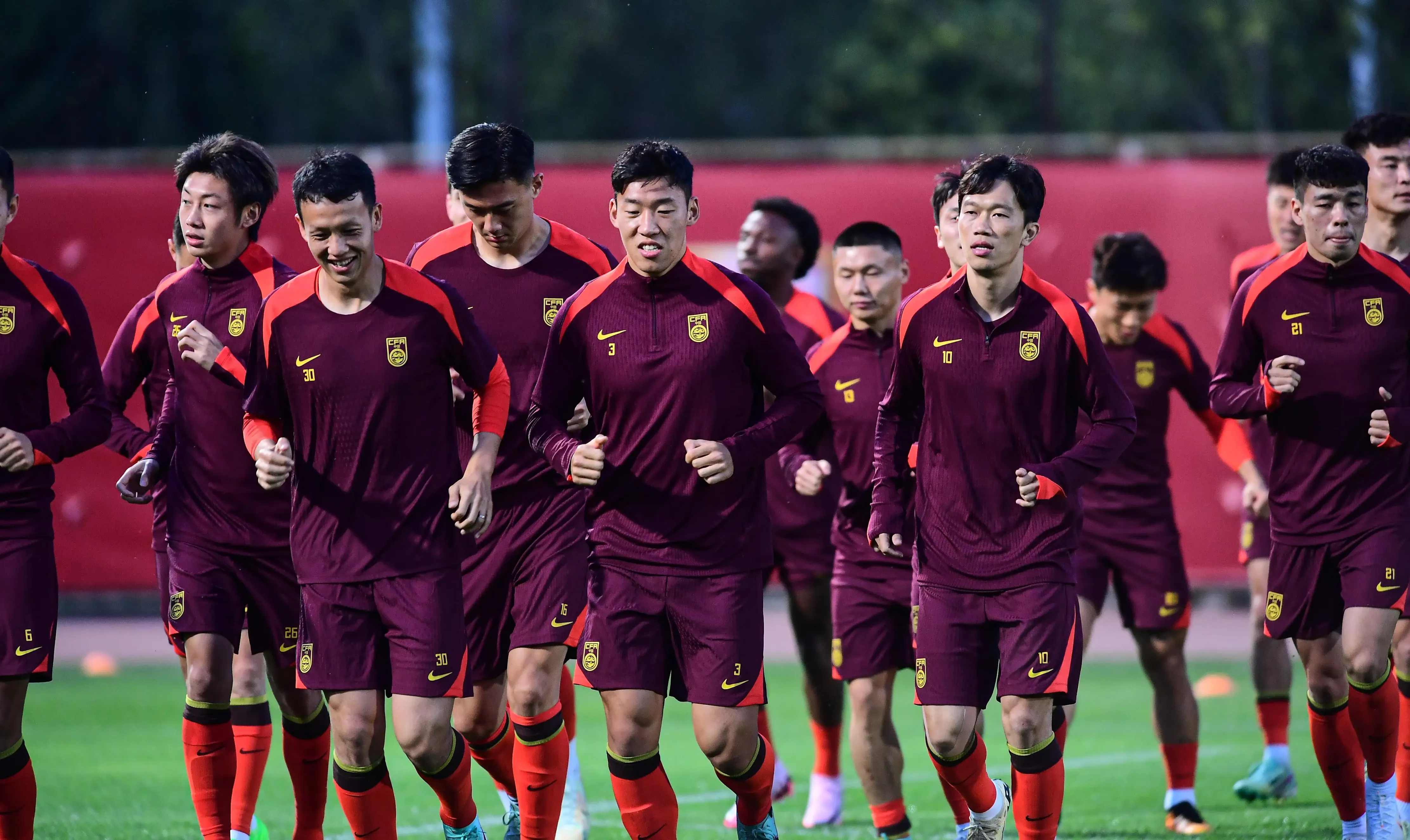 乌兹比克斯, 入围, 重庆 乌兹比克斯, 入围, 重庆