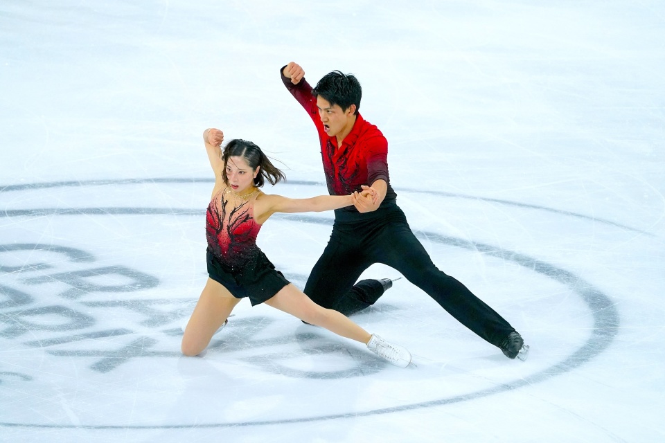 src, 入阿克塞尔